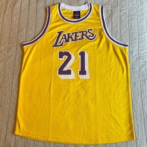 Los Angeles Lakers Large Yellow Cooper Jersey, Good Condition